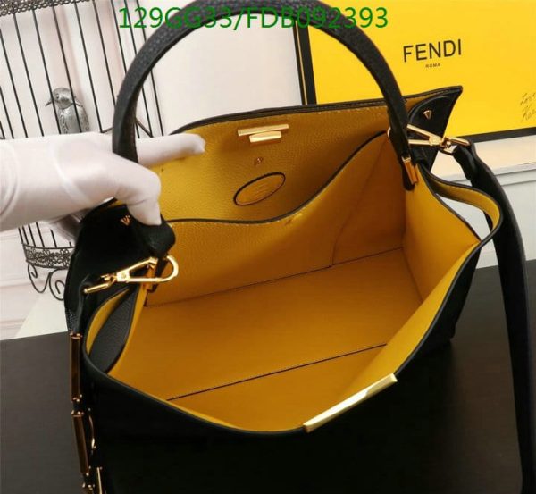 Fendi AAA+ Replica Selleria Peekaboo Hand Bag FDB0923932568