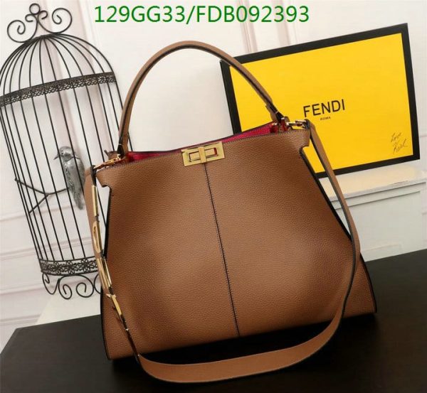 Fendi AAA+ Replica Selleria Peekaboo Hand Bag FDB0923932568