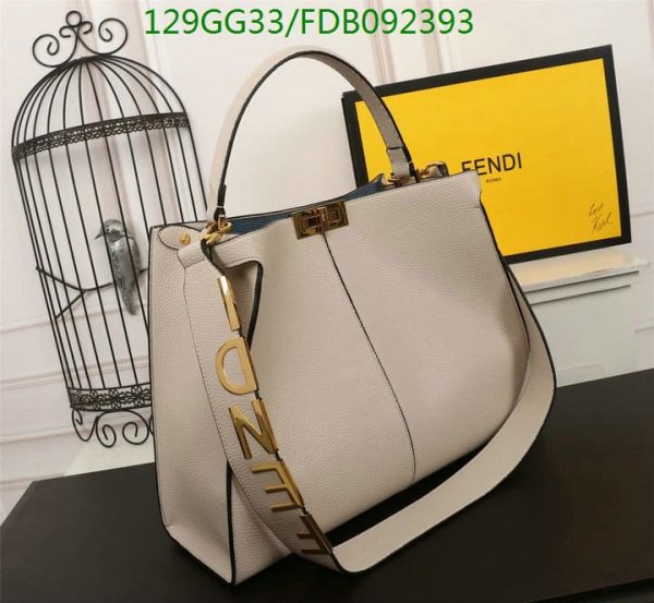 Fendi AAA+ Replica Selleria Peekaboo Hand Bag FDB0923932568