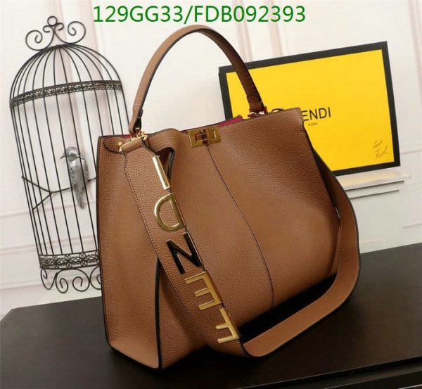 Fendi AAA+ Replica Selleria Peekaboo Hand Bag FDB0923932568