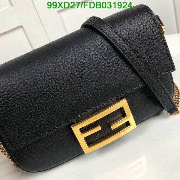 Fendi AAA+ Replica Women Baguette Min Handbag FDB0319247582