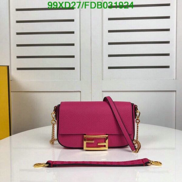 Fendi AAA+ Replica Women Baguette Min Handbag FDB0319247582