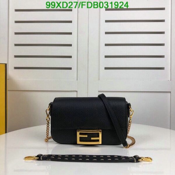 Fendi AAA+ Replica Women Baguette Min Handbag FDB0319247582