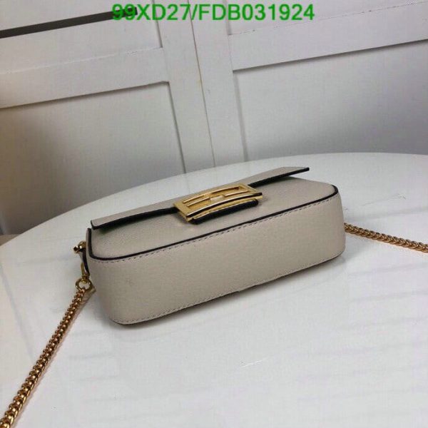 Fendi AAA+ Replica Women Baguette Min Handbag FDB0319247582