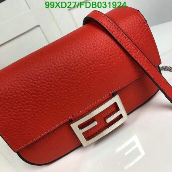 Fendi AAA+ Replica Women Baguette Min Handbag FDB0319247582