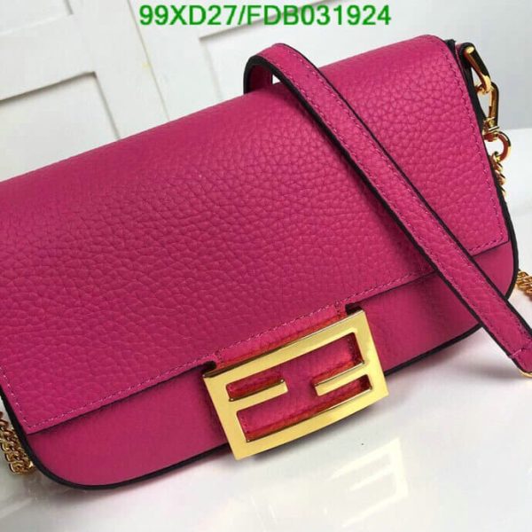 Fendi AAA+ Replica Women Baguette Min Handbag FDB0319247582