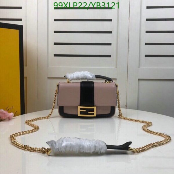 Fendi AAA+ Replica Women’s Baguette Chain Mini Bag YB31211941236