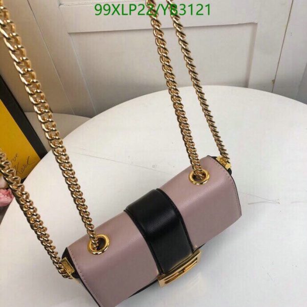 Fendi AAA+ Replica Women’s Baguette Chain Mini Bag YB31211941236