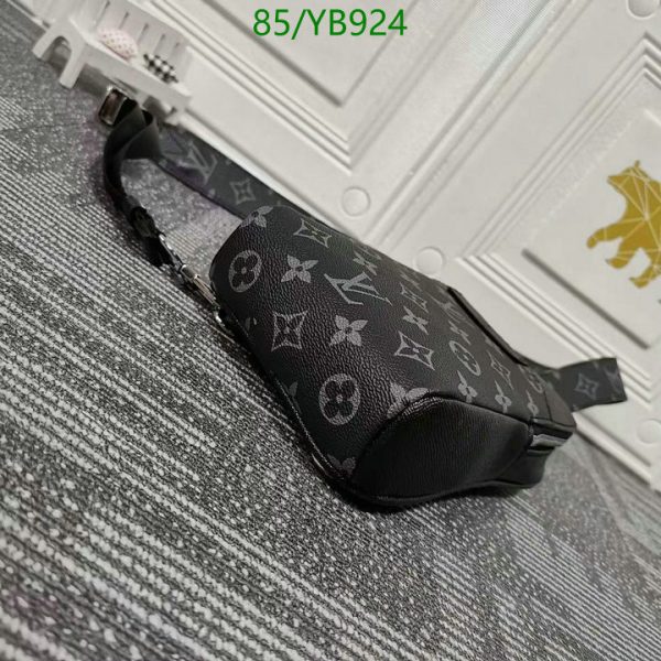 LOUIS VUITTON AAA+ Replica Outdoor Sling Bag YB92476548903