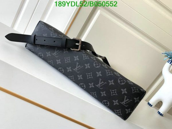 Louis Vuitton 1:1 Mirror  Explorer Replica Briefcase B050552125896