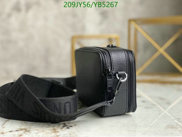 Louis Vuitton 1:1 Mirror Replica Alpha wearable wallet Black YB52671031256