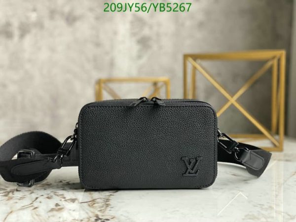 Louis Vuitton 1:1 Mirror Replica Alpha wearable wallet Black YB52671031256