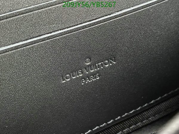 Louis Vuitton 1:1 Mirror Replica Alpha wearable wallet Black YB52671031256