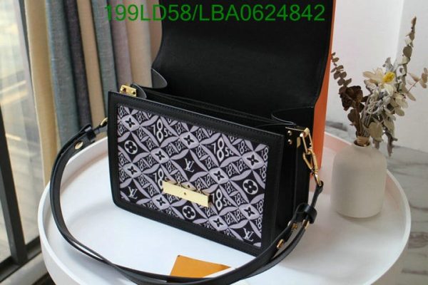 Louis Vuitton 1:1 Mirror Replica Arrival Bag  LBA0624842214