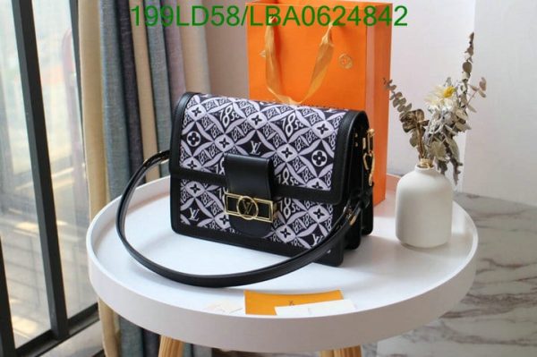 Louis Vuitton 1:1 Mirror Replica Arrival Bag  LBA0624842214