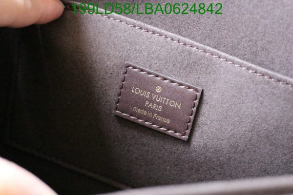 Louis Vuitton 1:1 Mirror Replica Arrival Bag  LBA0624842214