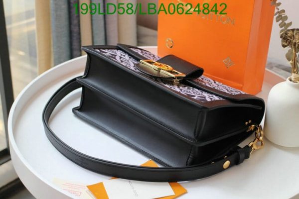 Louis Vuitton 1:1 Mirror Replica Arrival Bag  LBA0624842214