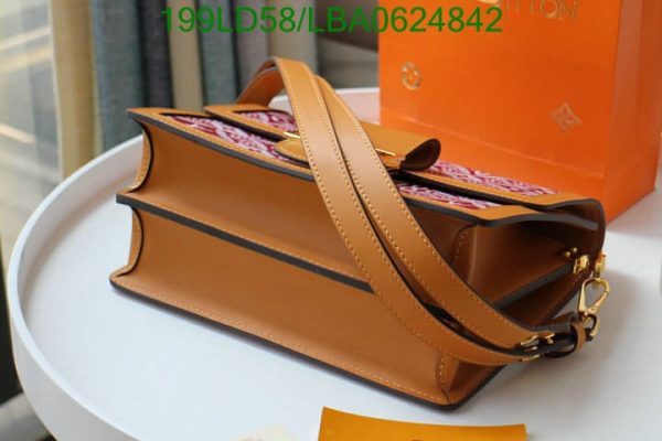 Louis Vuitton 1:1 Mirror Replica Arrival Bag  LBA0624842214