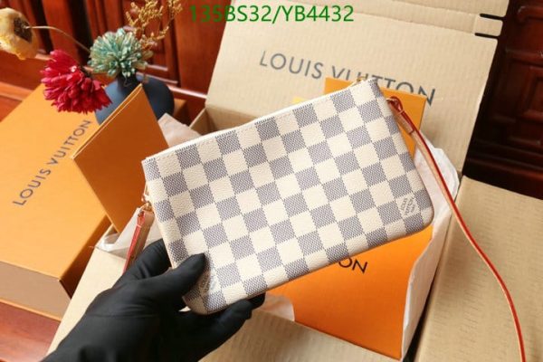 Louis Vuitton 1:1 Mirror Replica Azur Double Zipper Pochette crossbody YB44329765487