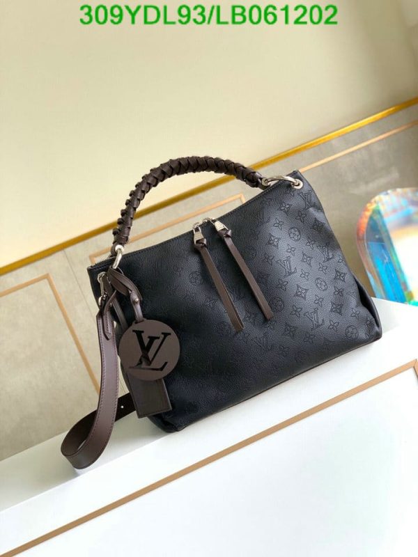 Louis Vuitton 1:1 Mirror Replica Beaubourg Hobo MM Bag LB06120231245