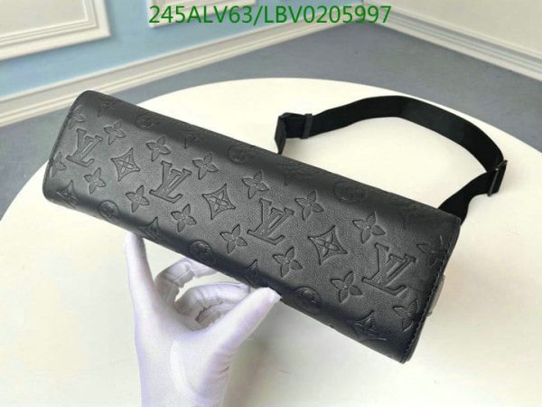 Louis Vuitton 1:1 Mirror Replica Black Monogram Shadow Leather Gaston Wearable Wallet Black Hardware LBV0205997316