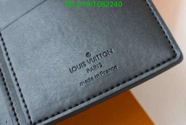 Louis Vuitton 1:1 Mirror Replica Black Wallet T062240526472