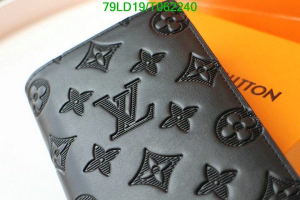 Louis Vuitton 1:1 Mirror Replica Black Wallet T062240526472