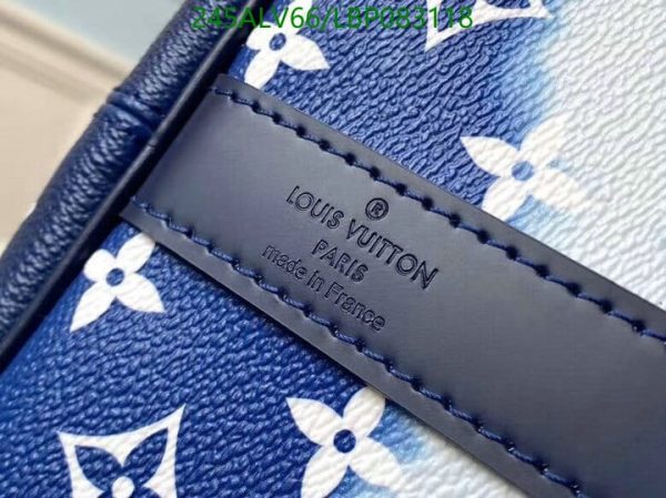 Louis Vuitton 1:1 Mirror Replica Blue Tie-Dye Giant LBP0831189765