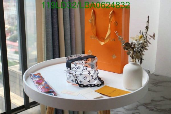 Louis Vuitton 1:1 Mirror Replica Box Scott LBA0624832576