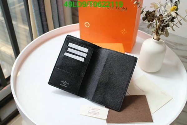 Louis Vuitton 1:1 Mirror Replica Brazza Wallet T062211957682