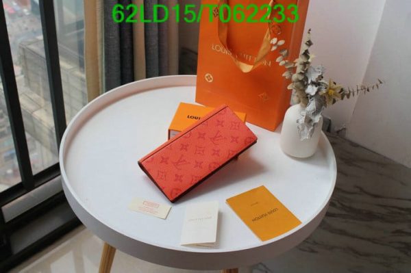 Louis Vuitton 1:1 Mirror Replica Brazza Wallet T062233265439