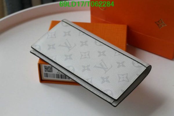 Louis Vuitton 1:1 Mirror Replica Brazza Wallet T062284701468