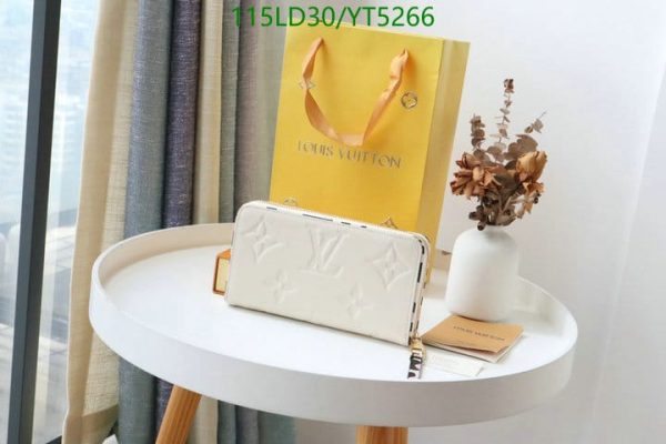 Louis Vuitton 1:1 Mirror Replica Brume Large Zippy by the Pool Wallet YT526686435789