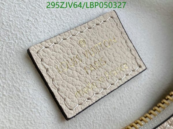 Louis Vuitton 1:1 Mirror Replica  By The Pool’ Marshmallow LBP0503271945