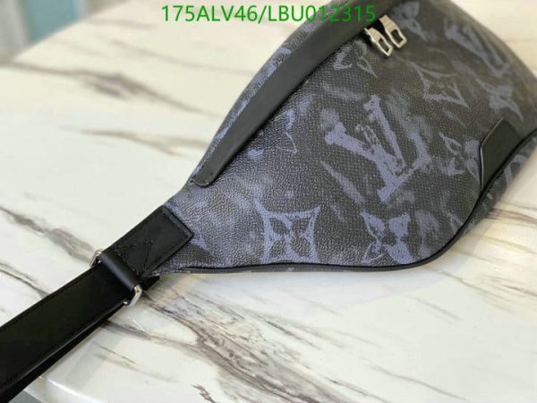 Louis Vuitton 1:1 Mirror Replica CHEST BAG LBU012315932