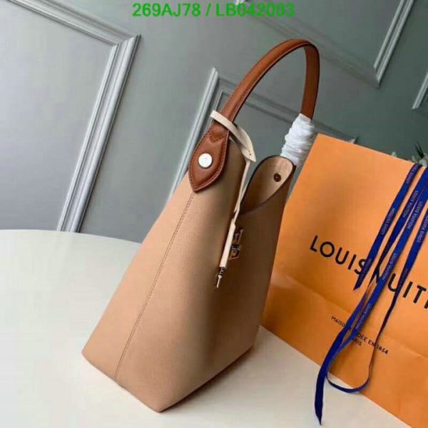 Louis Vuitton 1:1 Mirror Replica Calfskin Lockme Hobo Bag LB04200326984