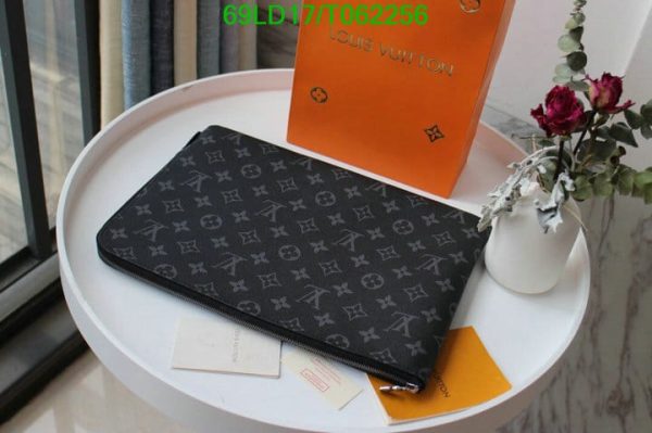 Louis Vuitton 1:1 Mirror Replica  Canvas Poche Document Bag T062256632189