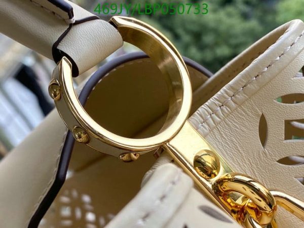 Louis Vuitton 1:1 Mirror Replica Capucines BB Hand Bag LBP0507331425