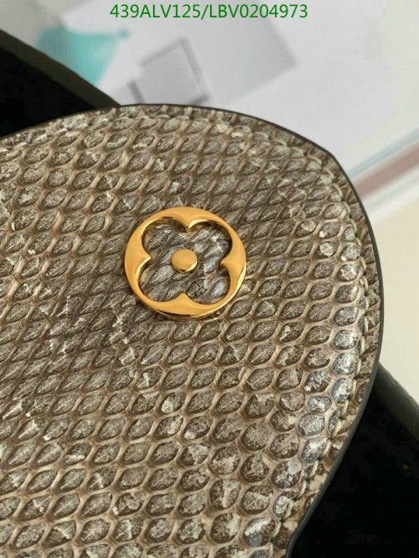 Louis Vuitton 1:1 Mirror Replica Capucines BB LBV0204973175