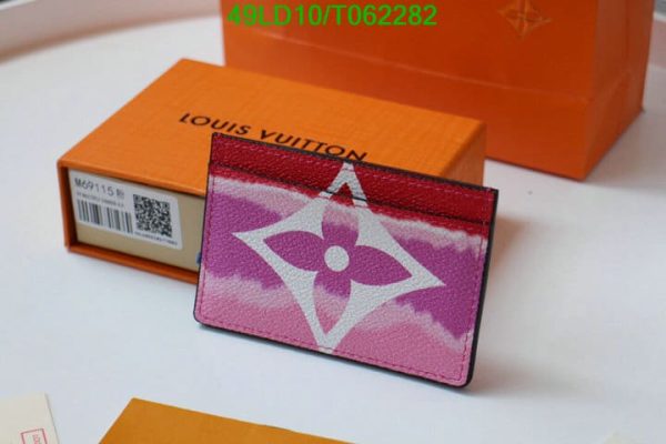 Louis Vuitton 1:1 Mirror Replica Card Holder T062282704238