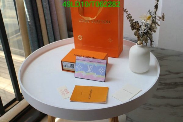 Louis Vuitton 1:1 Mirror Replica Card Holder T062282704238