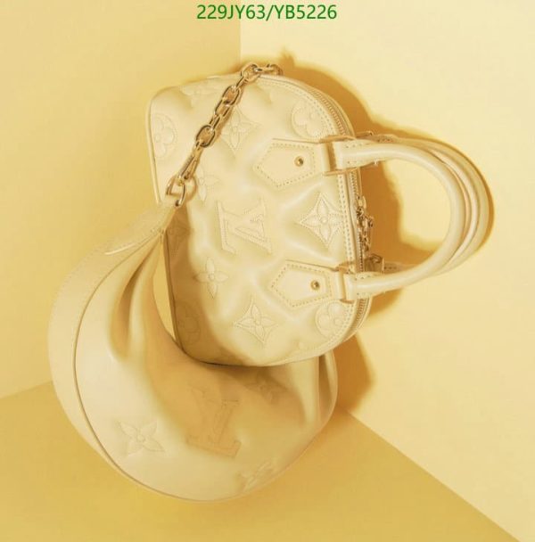 Louis Vuitton 1:1 Mirror Replica Casual Style Unisex 2WAY Plain Leather Party Style YB52263541234