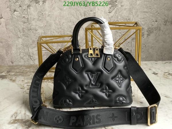 Louis Vuitton 1:1 Mirror Replica Casual Style Unisex 2WAY Plain Leather Party Style YB52263541234