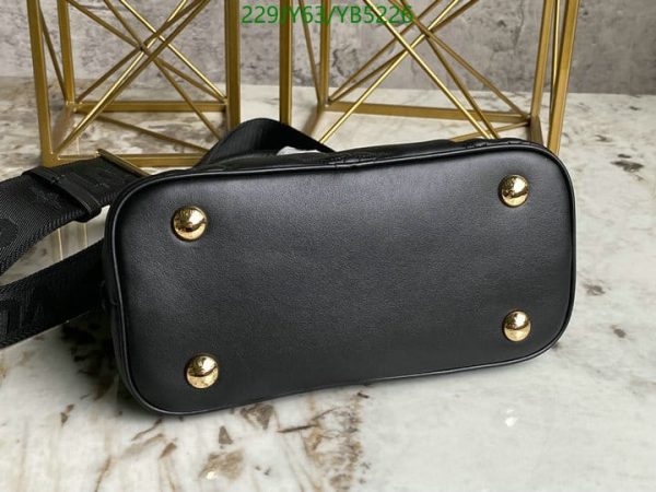 Louis Vuitton 1:1 Mirror Replica Casual Style Unisex 2WAY Plain Leather Party Style YB52263541234