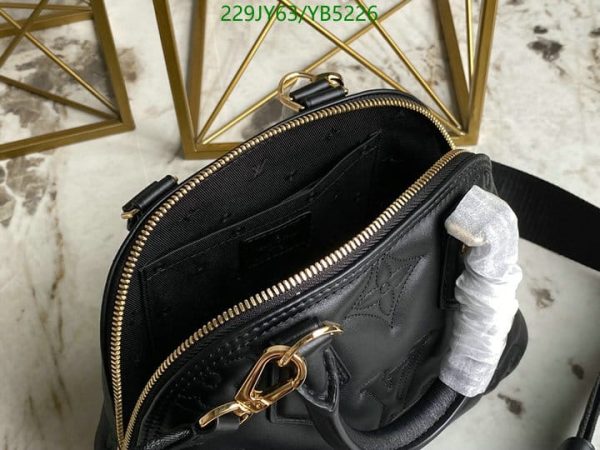 Louis Vuitton 1:1 Mirror Replica Casual Style Unisex 2WAY Plain Leather Party Style YB52263541234