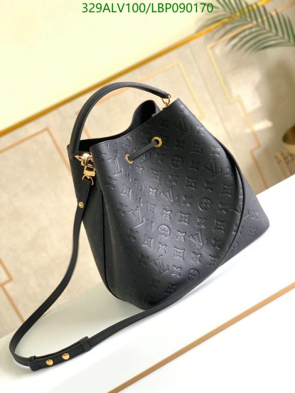 Louis Vuitton 1:1 Mirror Replica Casual Style Unisex Calfskin Tassel Bag LBP0901701268