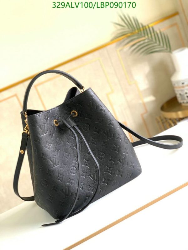 Louis Vuitton 1:1 Mirror Replica Casual Style Unisex Calfskin Tassel Bag LBP0901701268