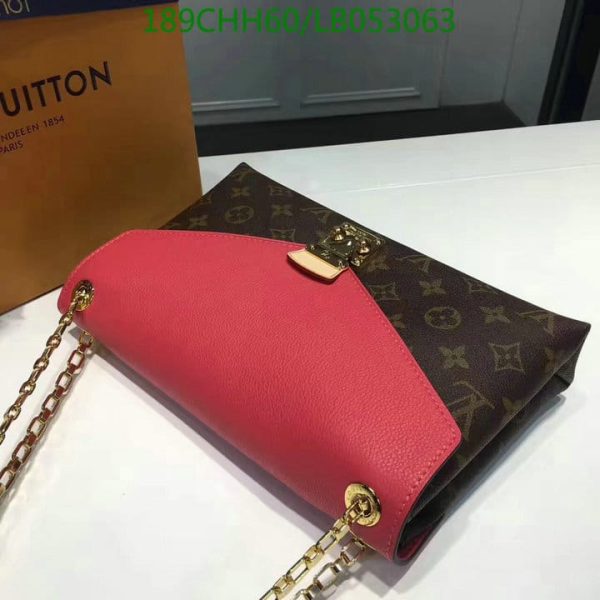 Louis Vuitton 1:1 Mirror Replica Chain Bag LB05306378543