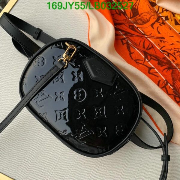 Louis Vuitton 1:1 Mirror Replica Champagne Patent Leather Cross Body Bag LB03252723654