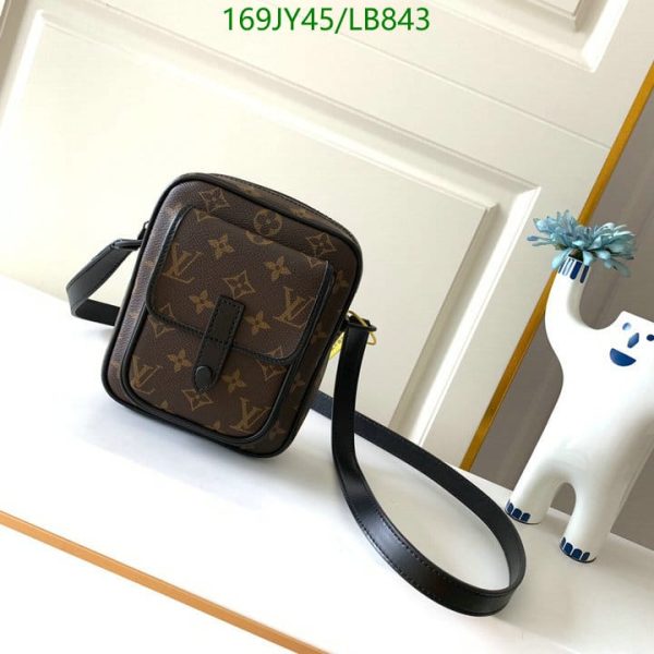 Louis Vuitton 1:1 Mirror Replica Christopher Wearable Wallet LB84312369854